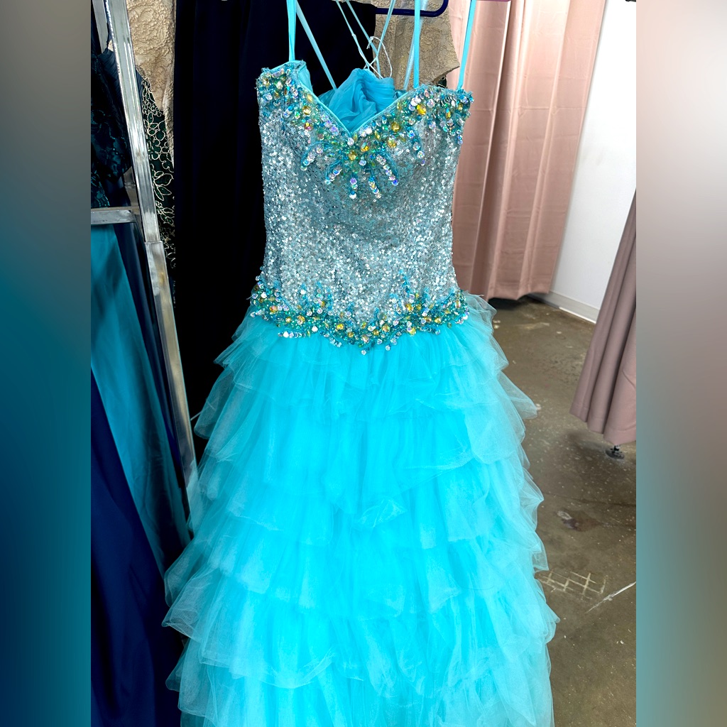 Mac Duggal